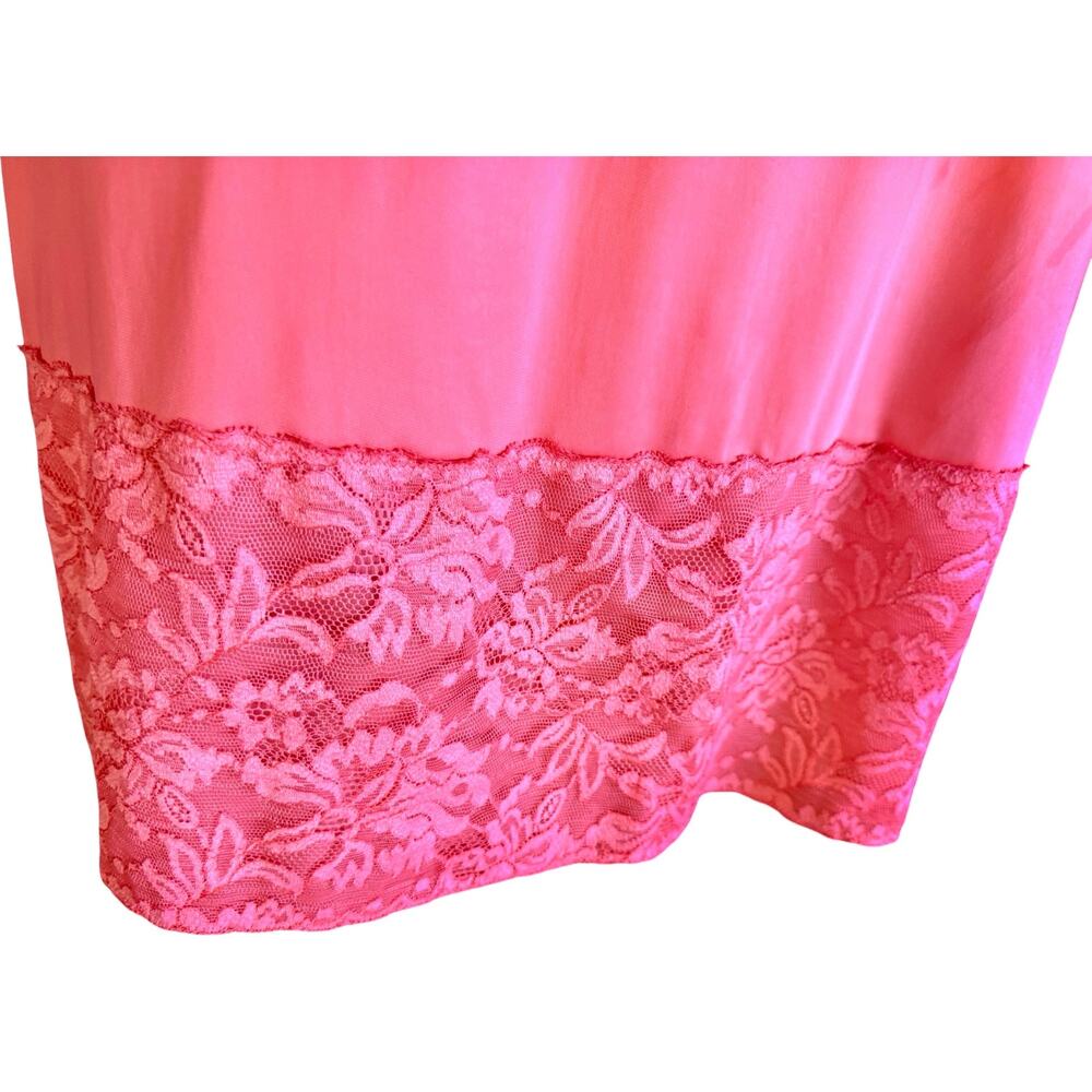 Vintage Vanity Fair 1970s Coral Pink Nylon Slip Lace Bodice Hem Size 32 - Picture 15 of 16